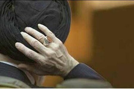 انفعال در برابر رادیکال‌ها/ آقای خاتمی مردم را سپر خود نکنید