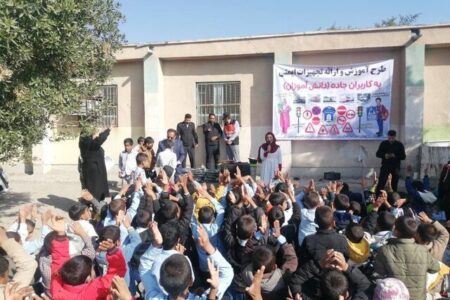 آموزش ۱۰ هزار دانش‌آموز مدارس حاشیه راه‌های جنوب کرمان