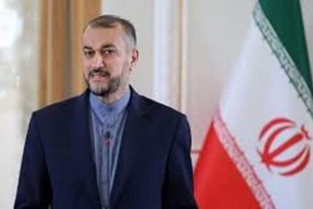 مسدود کردن صفحات رهبر انقلاب خلاف آزادی بیان است