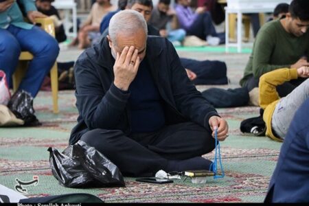 احیای نخستین شب قدر در مصلی امام علی (ع) کرمان+ تصاویر