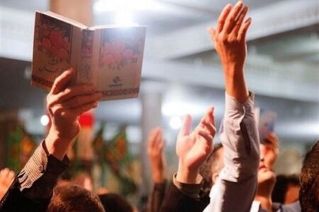 حرف زدن ساده با خداوند را در شب‌های قدر از دست ندهید