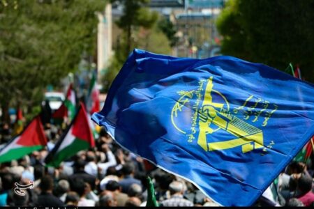 راهپیمایی مردم کرمان در حمایت از سپاه+ فیلم و عکس