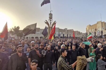 سوگواری باشکوه مردم بم برای شهیدجمهور رئیسی