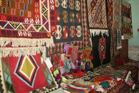 آثار برگزیده مهر اصالت ملی در کرمان به نمایش گذاشته می شود