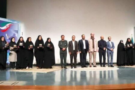 درخشش معلم زرندی در جشنواره معلمان جهادی