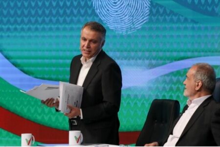 حمایت اساتید از دانشجویان در پاییز ۱۴۰۱ موجب اخراج و بازنشستگی آنها شد/ انتخاب کارشناس صدا و سیما اشتباه بود