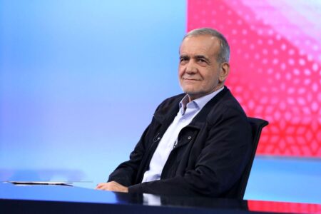 پزشکیان سوگندنامه امضا کرد | اخبار کرمان