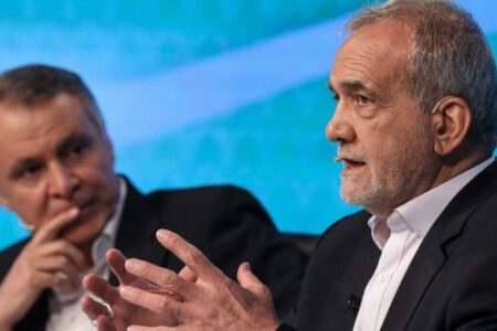 برخی فقط انتظار شکست پزشکیان را می‌کشند