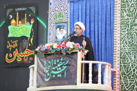 عزاداری‌های محرم برای این است که راه امام حسین پابرجا بماند
