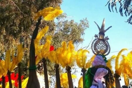 حکایت عزاداری بمی‌ها با عَلَم ۴۰۰ ساله