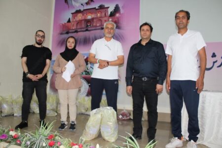تجهیزات و ابزار ورزشی در ایستگاه های ورزش روزانه توزیع شد