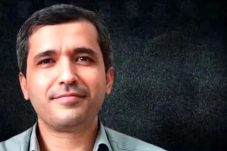 جلیلی حتی یک روز هم در دانشگاه شریف تدریس نکرده‌