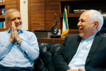 پیام ظریف به هم‌میهنانی که هنوز در خانه اند و رأی نداده‌اند