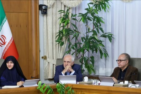 حضور ظریف در جلسه دولت پس از بازگشتش | اخبار اصلاحات