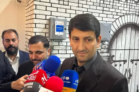 نظر وزیر ارتباطات درباره ریجستری آیفون ۱۴ و ۱۵؛ با گفت‌وگو با وزارت صمت این موضوع را حل می‌کنیم | اخبار اصلاحات