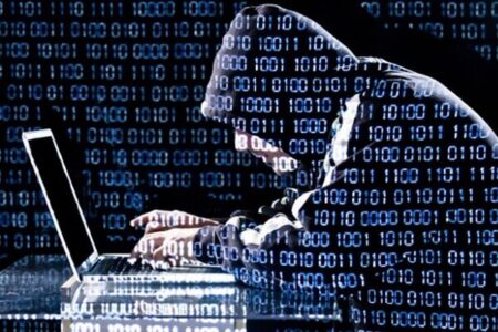 کلاهبردار یک میلیاردی لینک‌های آلوده به دام پلیس شهربابک افتاد | خبر کرمان