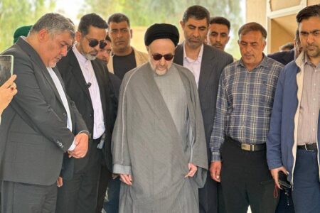 حضور سید محمد خاتمی در گلزار شهدای اردکان | اخبار اصلاحات