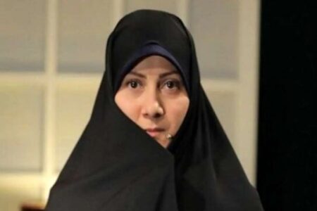 واکنش روزنامه نزدیک به قالیباف به اظهارات زن توهین‌کننده به پزشکیان: پس ستاد امر به معروف برای تربیت اخلاقی کارمندانش چه می‌کند؟ | اخبار اصلاحات