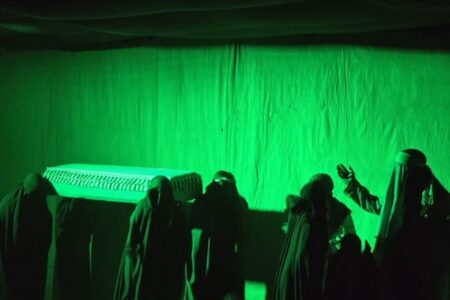 اجرای نماهنگ نمایشی از غلاف تا گودال در جوپار | خبر کرمان