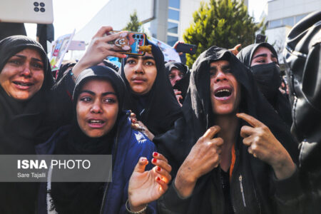 استقبال از پیکر ۲ شهید مدافع حرم و شهید حسین دهقانی در کرمان | اخبار کرمان و شهرستان ها