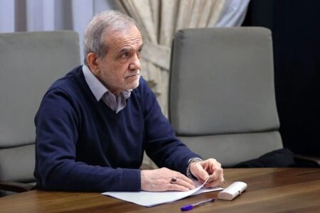 آقای پزشکیان! لطفاً بدون فوت وقت هم مذاکره کنید، هم توافق‌! | اخبار اصلاحات