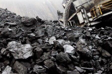 نرخ کنونی زغالسنگ جوابگو نیست؛ نهادهای سیاستگذار ورود کنند  | خبر کرمان