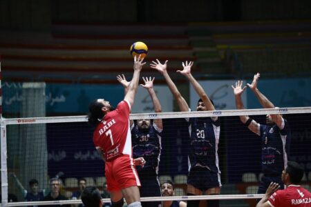 فولاد سیرجان هم در ارومیه باخت؛ پیروزی صدرنشین لیگ مقابل قهرمان والیبال آسیا | خبر کرمان