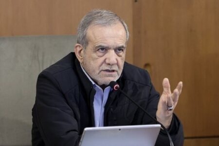 پزشکیان: برخی سعی می‌کنند تقصیر همه مشکلات را گردن وزیر اقتصاد بیاندازند | اخبار اصلاحات