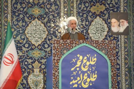 سر دادن شعار «ظریف گورتو گم کن» در نماز جمعه به امامت صدیقی | اخبار اصلاحات