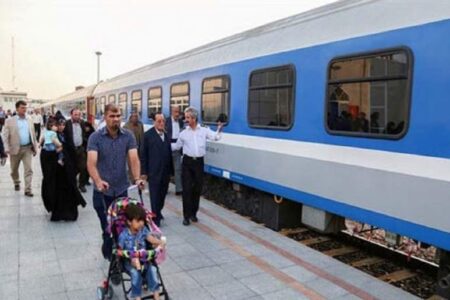 پیش فروش بلیت قطار‌های نوروزی آغاز شد