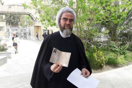 تکذیب مذاکره تلفنی ظریف با رهبر انقلاب درباره برجام