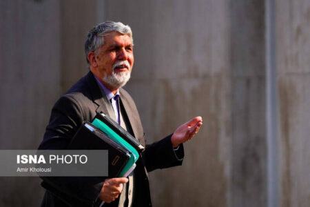 عباس صالحی : درباره جشنواره‌های فجر بعدا صحبت خواهم کرد