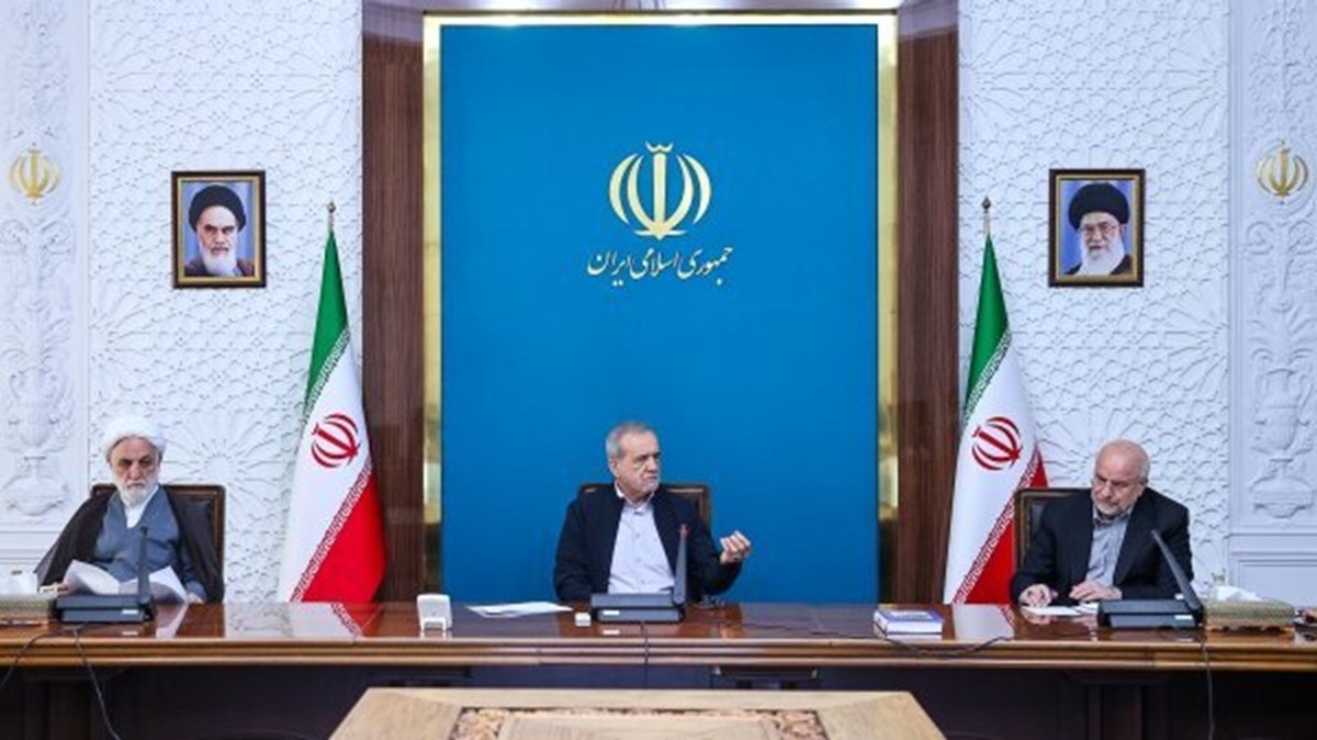 پزشکیان در جلسه سران قوا: برای رفع ناترازی‌ها راهبرد جامع تدوین شده است