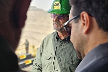 بازدید فرمانده نیروی دریایی سپاه از مجتمع سنگ آهن گل گهر؛ نمایش توانمندی‌های معدنی در قالب “روایت پیشرفت”