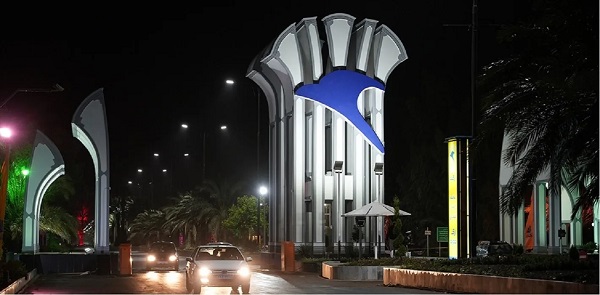 ارگ جدید در حال ساخت نیروگاه خورشیدی است