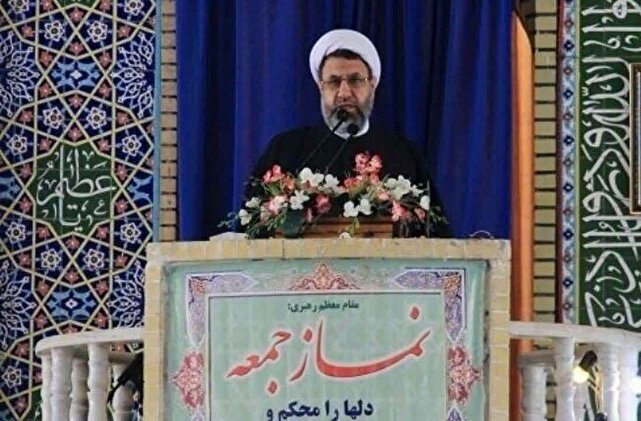 امام جمعه کرمان خواستار توزیع عادلانه خاموشی‌ها و گلایه مندی مردم شد | خبر کرمان