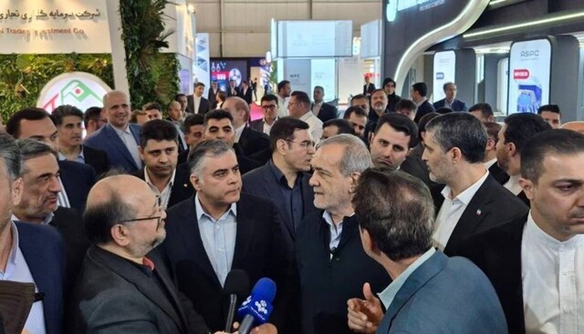 بازدید پزشکیان از نمایشگاه نفت