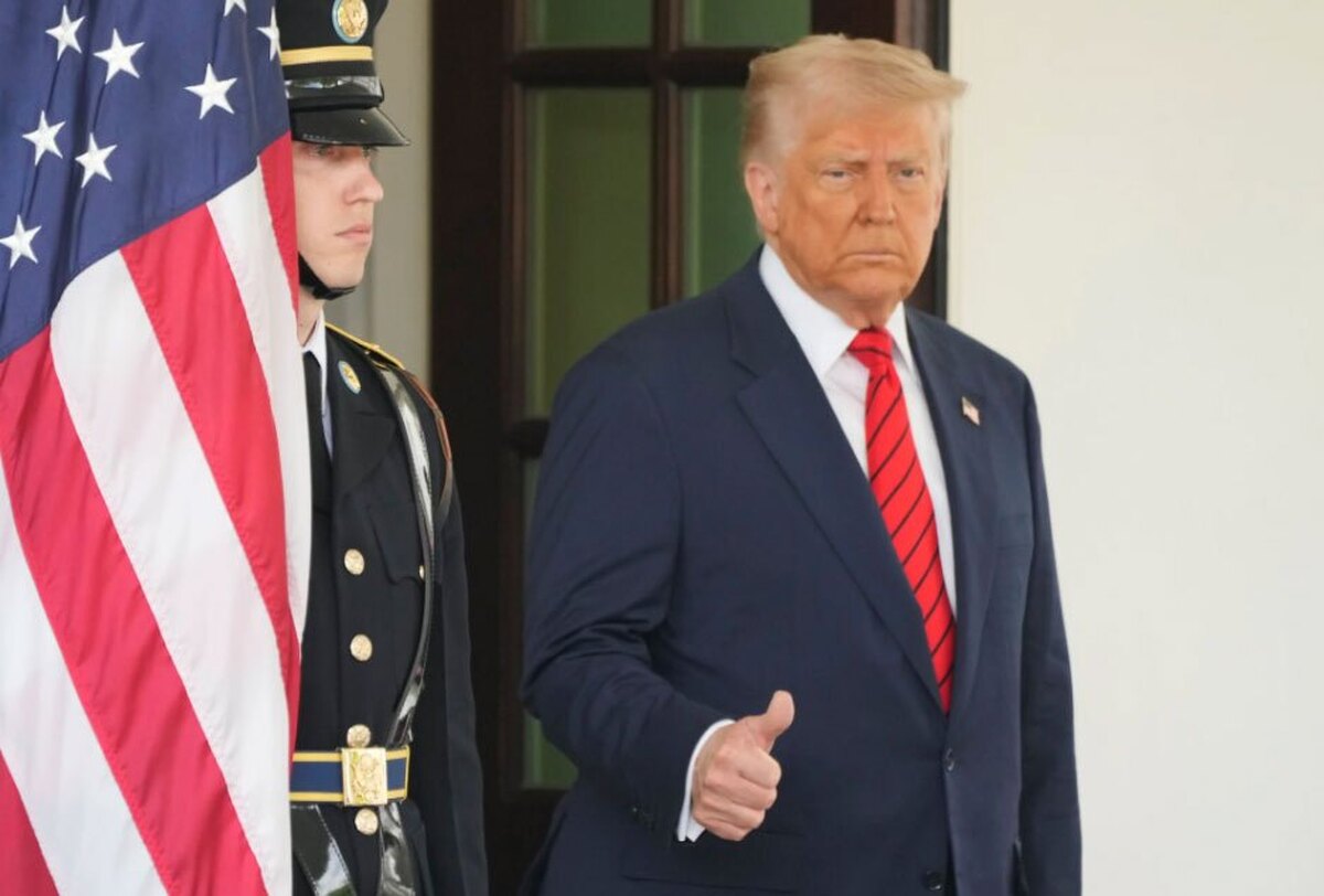 ترامپ: سانتریفیوژهای ایران یا با توافق یا با جنگ نابود خواهند شد