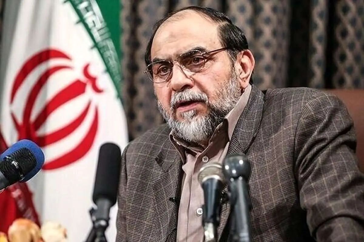رحیم‌پور ازغدی: دروغ است؛ روحانیت قبل از انقلاب احترام نداشت؛ اصلا کسی حساب‌شان نمی‌کرد