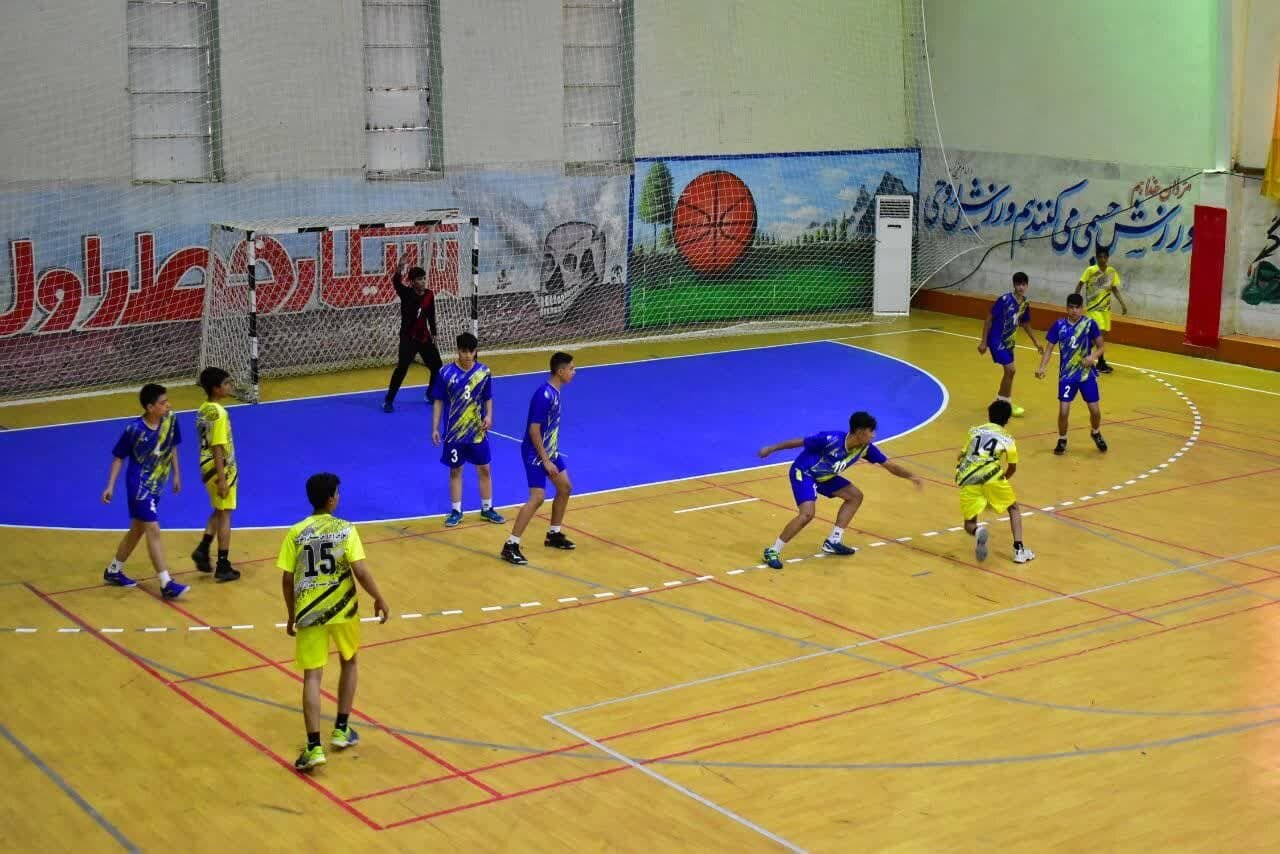 کرمان میزبان مسابقات کشوری فوتسال و هندبال دانش‌آموزی می‌شود؛ بیش از ۱۶۰۰ دانش‌آموز در رقابت‌های ملی | خبر کرمان