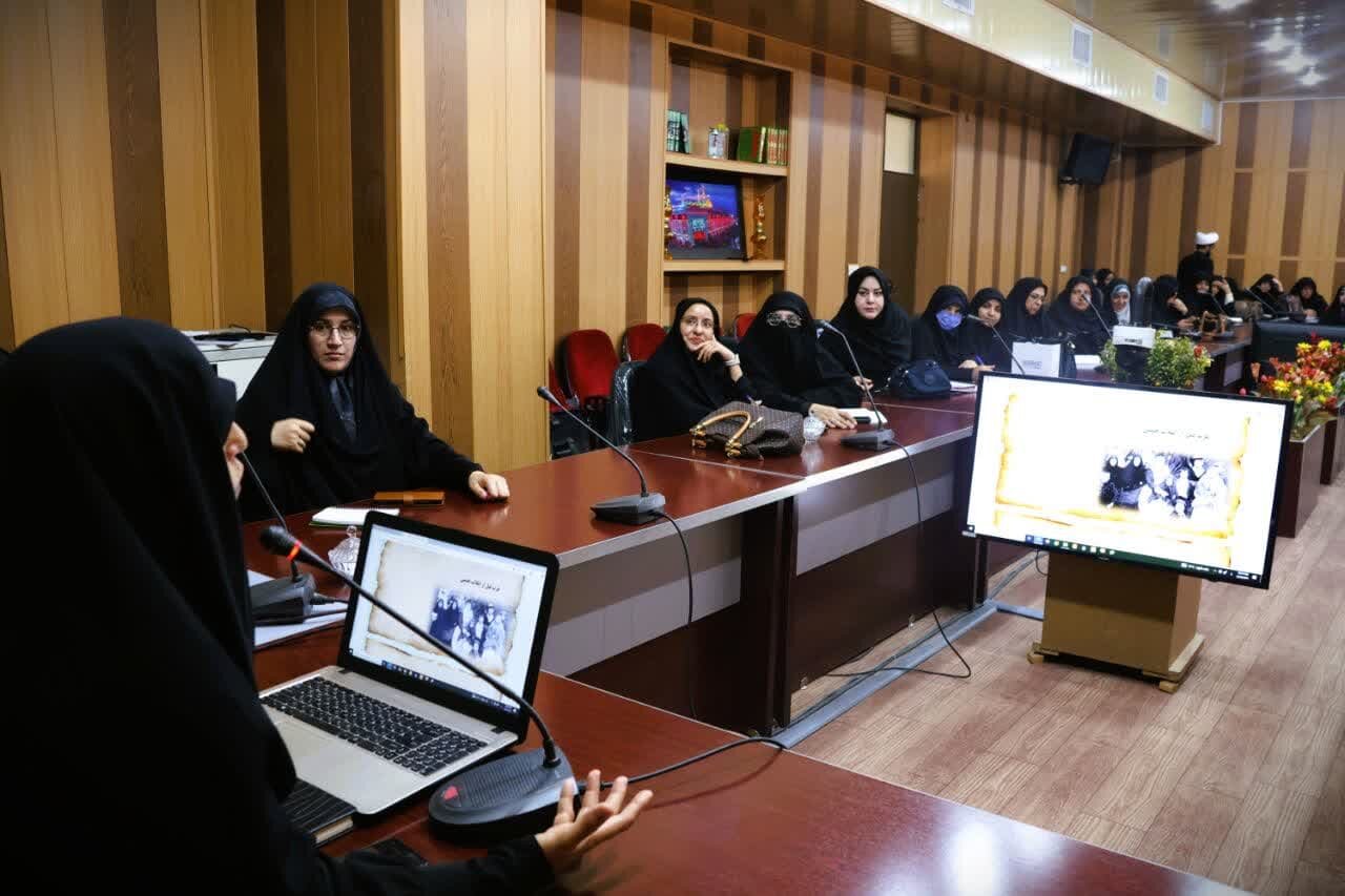 دوره «کوثر و نورا»؛ تربیت مربیان خانواده و جوانی جمعیت در کرمان آغاز شد | خبر کرمان