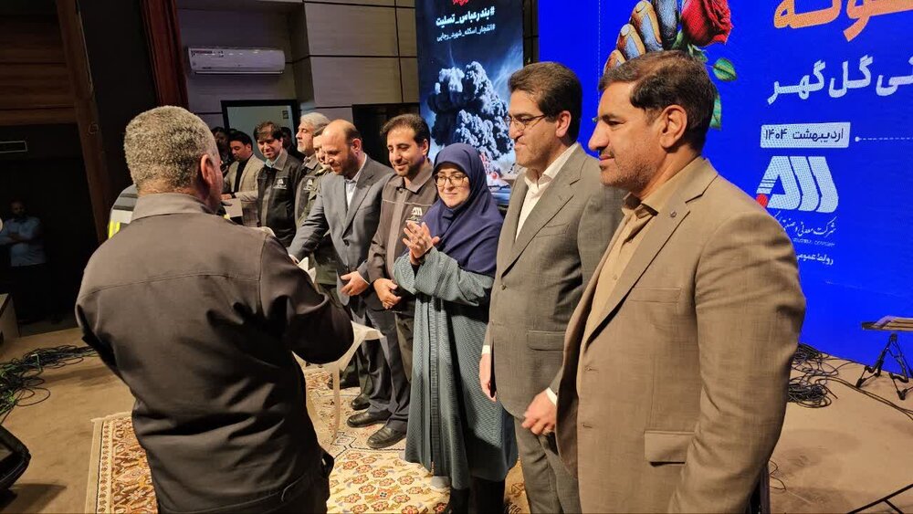مهاجرانی: بر عهدی که با کارگران بستیم، هستیم | اخبار کرمان و شهرستان ها