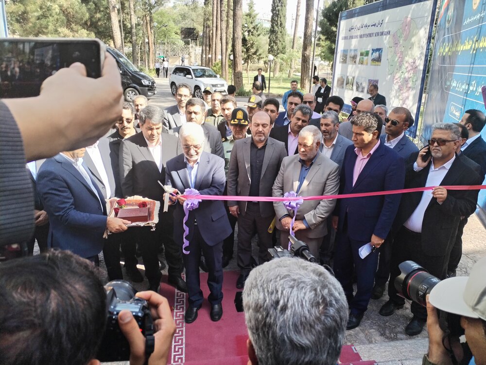 مرکز خدمات سرمایه‌گذاری کرمان با حضور وزیر کشور افتتاح شد | اخبار کرمان و شهرستان ها
