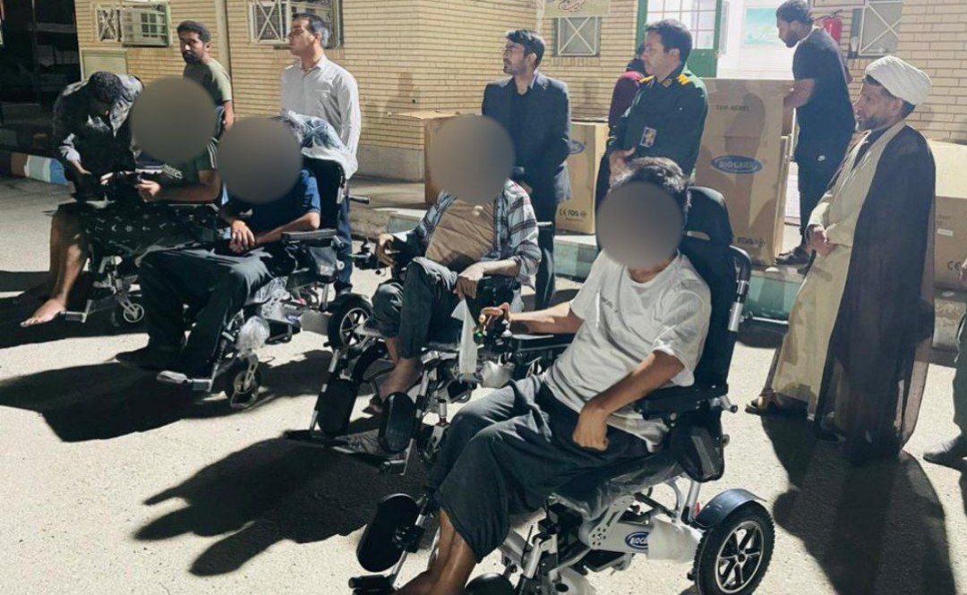 اهدای ۷ دستگاه ویلچر برقی به معلولان رودباری | اخبار استان کرمان
