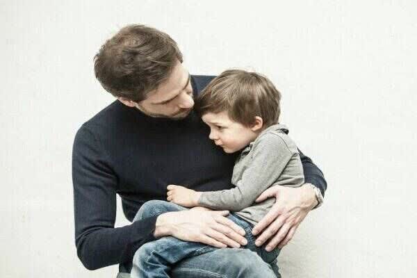 کودکان در بحران؛ دانشگاه علوم پزشکی کرمان توصیه‌هایی حیاتی برای والدین ارائه کرد | خبر کرمان