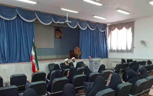 گردهمایی بانوان مبلغ و فعالان قرآنی در انار – اخبار شهرستان انار