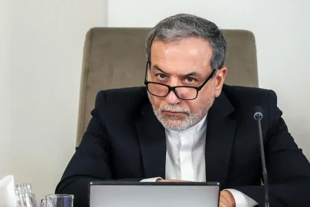 عراقچی به گروسی:‌ آژانس نباید ابزار فشار سیاسی برخی کشورها شود