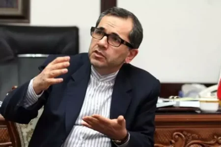 تخت روانچی: در حال تهیه پاسخ به پیشنهاد آمریکا هستیم که هنوز نهایی نشده/ ارائه متن در مذاکرات تازه شروع کار است