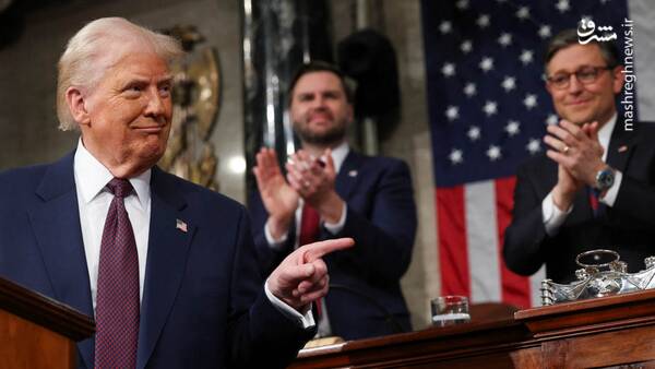 زیان ۱۲.۵ میلیارد دلاری ترامپ به آمریکا