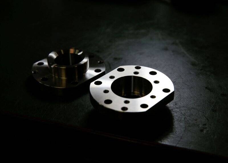 فعالیت کارخانه‌های آسیا خوابید